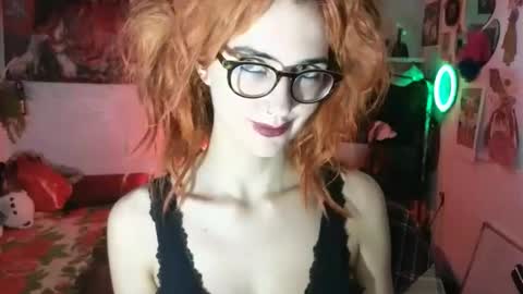 Snapshot of tatianaromanova chatting on 06-03-26, 09:31 Tatiana online show from 06-03-26, 09:31