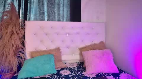 tatix online show from 07-04-26, 06:36