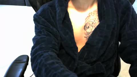 Lucas online show from 01-19-25, 12:06