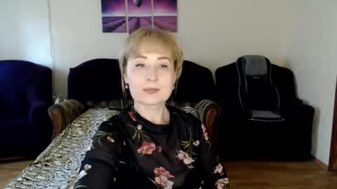 Snapshot of tattease chatting on 09-13-25, 12:05 Tattease online show from 09-13-25, 12:05
