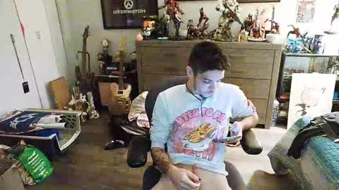 Snapshot of tattedcumdaddy chatting on 10-07-25, 11:02 tattedcumdaddy online show from 10-07-25, 11:02