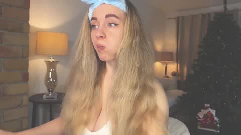 Snapshot of tatti_1 chatting on 12-13-24, 04:11 Tata online show from 12-13-24, 04:11