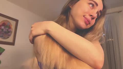 Snapshot of tatti_1 chatting on 01-13-25, 01:56 Tata online show from 01-13-25, 01:56