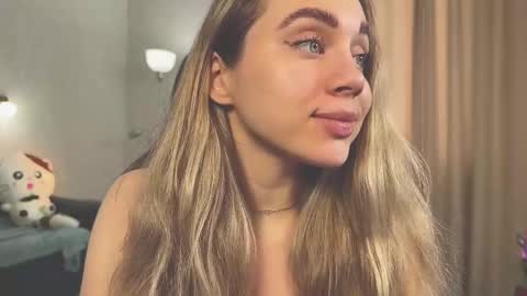 Snapshot of tatti_1 chatting on 02-14-25, 07:17 Tata online show from 02-14-25, 07:17