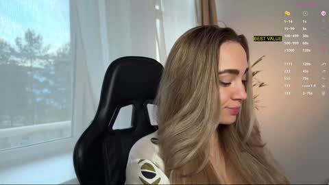 Snapshot of tatti_1 chatting on 10-10-25, 03:27 Tata online show from 10-10-25, 03:27