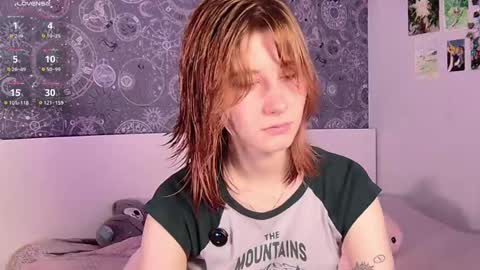 Snapshot of tattibella chatting on 04-19-26, 01:38 Start broadcast 2000-2100 UTC-4 GMT-4 online show from 04-19-26, 01:38