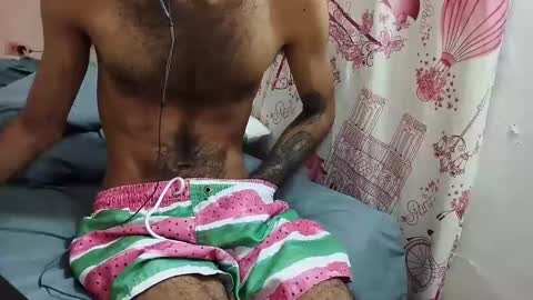 Snapshot of tatto_destroyer chatting on 01-22-25, 04:44 Fernando online show from 01-22-25, 04:44