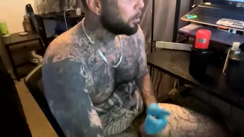Snapshot of tattoo23inky chatting on 05-13-26, 11:44 inky online show from 05-13-26, 11:44