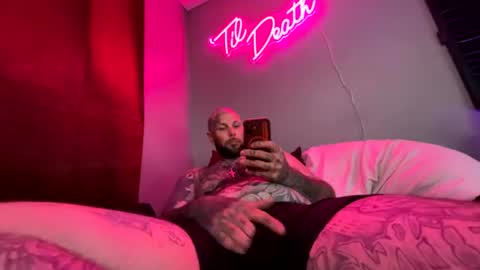 Snapshot of tattoo23inky chatting on 06-15-26, 07:10 inky online show from 06-15-26, 07:10