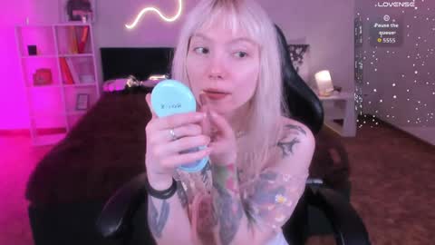 tattoo_artbaby online show from 04-09-26, 12:54