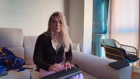 tattoobbgirl online show from 01-19-26, 11:47