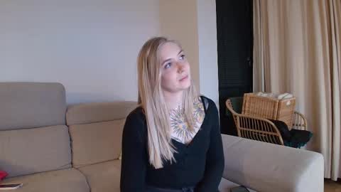 tattoobbgirl online show from 03-27-26, 08:41
