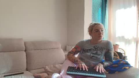 tattoobbgirl online show from 06-12-26, 03:55