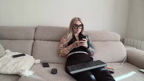 tattoobbgirl online show from 07-14-26, 04:56