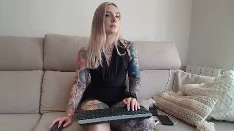 tattoobbgirl online show from 07-28-26, 03:21
