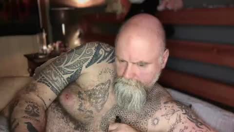 Tattooeddilf 01 online show from 10-31-25, 10:22