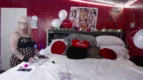 Lisa Lovely online show from 02-16-26, 07:26