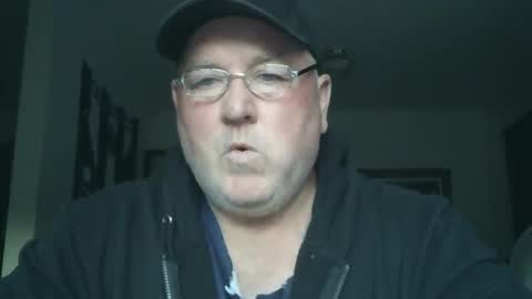 Snapshot of tattzsexy chatting on 10-24-25, 08:33 tattzsexy online show from 10-24-25, 08:33