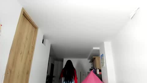 Tatiana Gomez online show from 06-02-26, 02:24