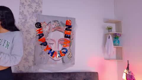 Taty Miller online show from 11-02-25, 01:24