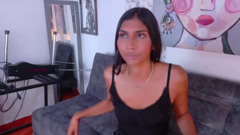 Snapshot of taty_miller chatting on 05-28-26, 08:50 Taty Miller online show from 05-28-26, 08:50