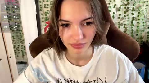 Kira online show from 07-10-26, 09:34