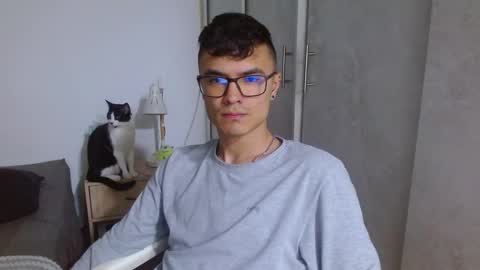 Snapshot of taurus4k chatting on 12-07-24, 11:23 taurus4k online show from 12-07-24, 11:23