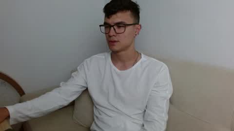 Snapshot of taurus4k chatting on 12-14-24, 12:11 taurus4k online show from 12-14-24, 12:11