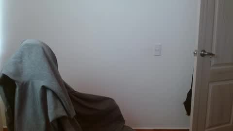 Snapshot of taurus4k chatting on 03-12-25, 07:38 taurus4k online show from 03-12-25, 07:38