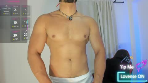 Snapshot of taurus_boy1 chatting on 06-06-26, 11:26 T A U R U S online show from 06-06-26, 11:26