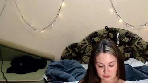 Taya online show from 03-24-26, 02:33