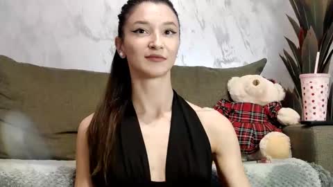 TayaKayan online show from 11-19-25, 12:27