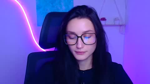 Taya online show from 11-26-25, 06:36