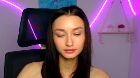 Taya online show from 06-19-26, 06:29