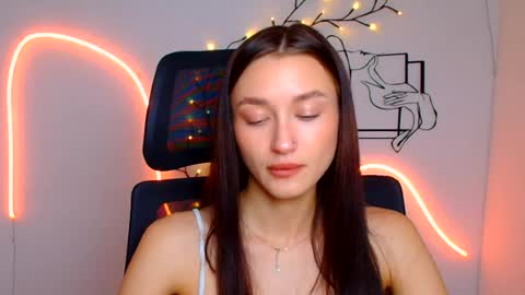 Taya online show from 07-27-26, 05:58