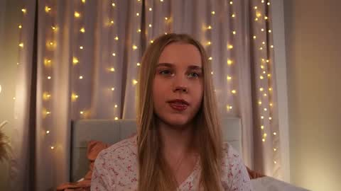 Taya online show from 05-27-26, 04:26