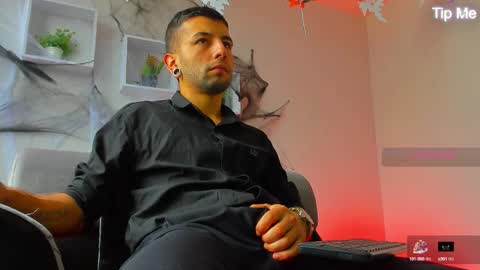 tayer_bennet online show from 10-14-25, 08:09