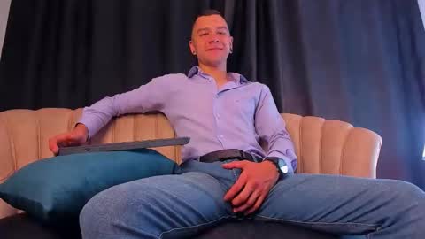 tayler_milers online show from 06-06-26, 04:06