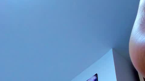 tayler_swift1 online show from 04-05-26, 11:24