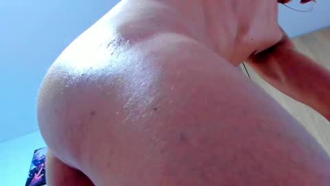 tayler_swift1 online show from 04-21-26, 02:04