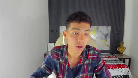 TAYLER online show from 12-20-25, 02:51