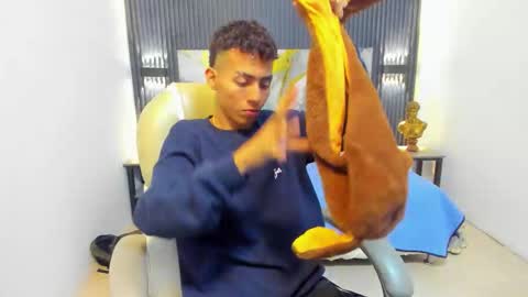 TAYLER online show from 01-12-26, 02:50