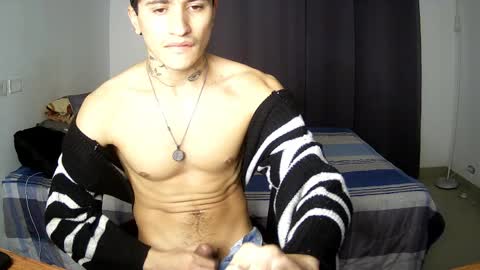 independent model online show from 05-30-26, 12:30