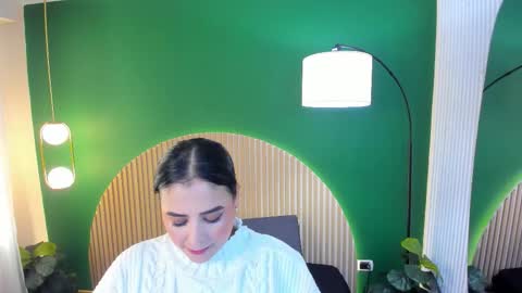 Taylor Bennet online show from 12-19-25, 11:28