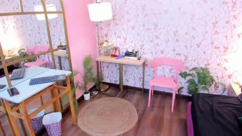 Taylor Bennet online show from 04-20-26, 11:35