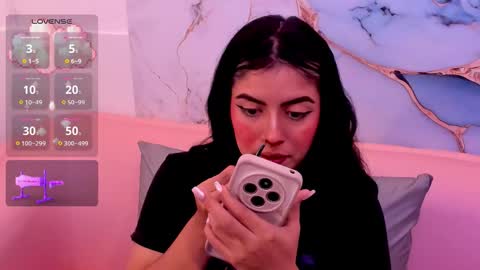 taylor_cupper_ online show from 11-09-25, 03:27