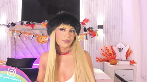 Taylor Harveey online show from 10-28-25, 08:11