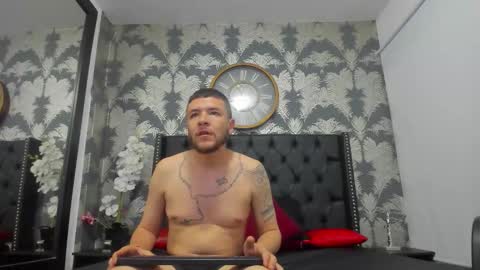 Snapshot of taylor_mason1 chatting on 11-26-25, 09:38 Taylor online show from 11-26-25, 09:38