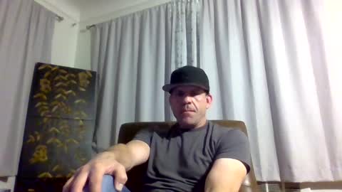 taylors2822 online show from 06-01-26, 02:13