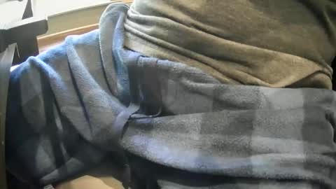 Snapshot of taylorsguy chatting on 04-18-26, 02:54 taylorsguy online show from 04-18-26, 02:54